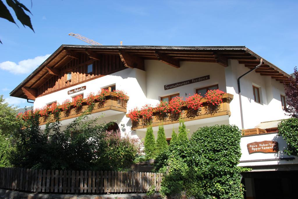 Aparthotel Garni Haus Hubertus Malles Venosta Εξωτερικό φωτογραφία